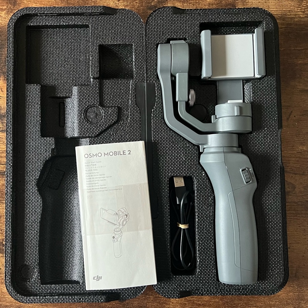 DJI osmo Mobile 2 Handheld Smartphone Gimbal - Picture 2 of 6